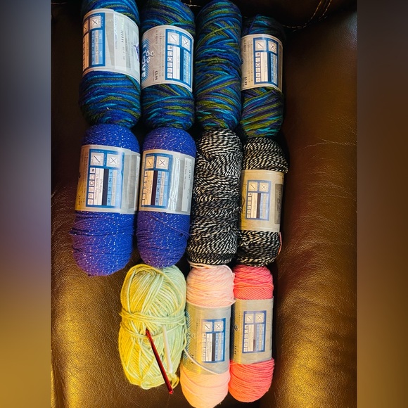 Multicolor Yarn Set for Crafting - Picture 1 of 6
